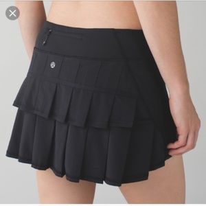 Lululemon Ruffle Pace Setter Golf/Tennis Skirt